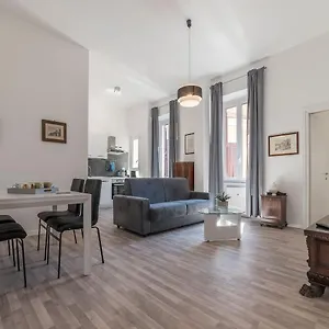 Live Like A Local In Rome's Exclusive Colle Oppio , Roma Italia